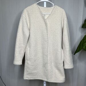 Uniqlo Sherpa Teddy Jacket Coat Collarless Ivory Pocket Minimalist Sz XS